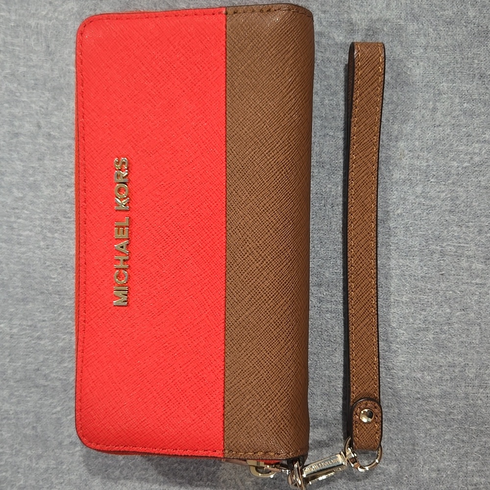 Michael Kors Mini Jet Set Continental Wristlet